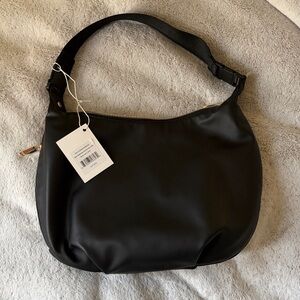 NWT Lo & Sons • Aoyama Bag in Black/Gold Camel Interior